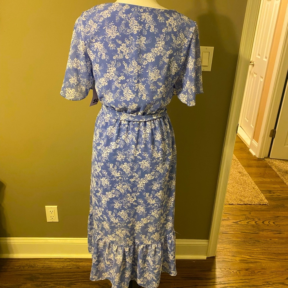 Women’s dress